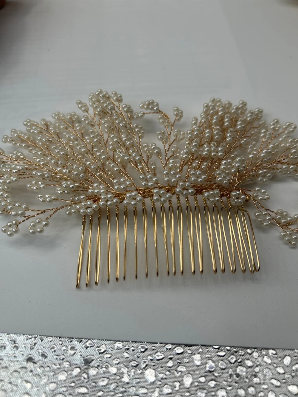 Gold Pearl Spray Hair Comb - Elegant White Pearl Accent
